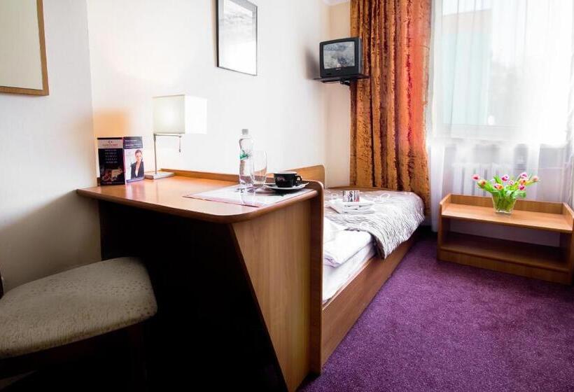 اتاق استاندارد یک نفره, Diament Zabrze  Gliwice