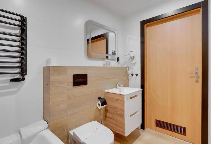 ジュニアスイート, Diament Zabrze Gliwice
