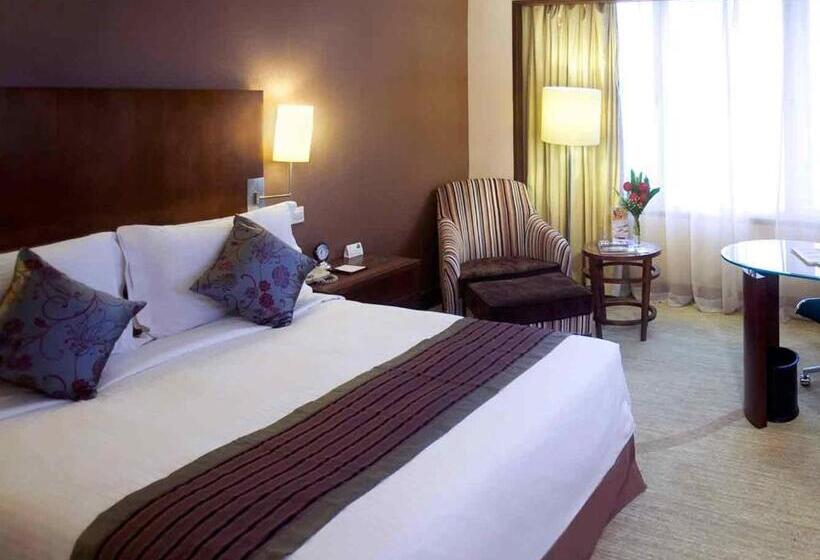 Executive Room King Size Bed, Grand Mercure Beijing Central