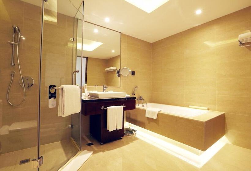 سوییت جونیور, Grand Mercure Beijing Central