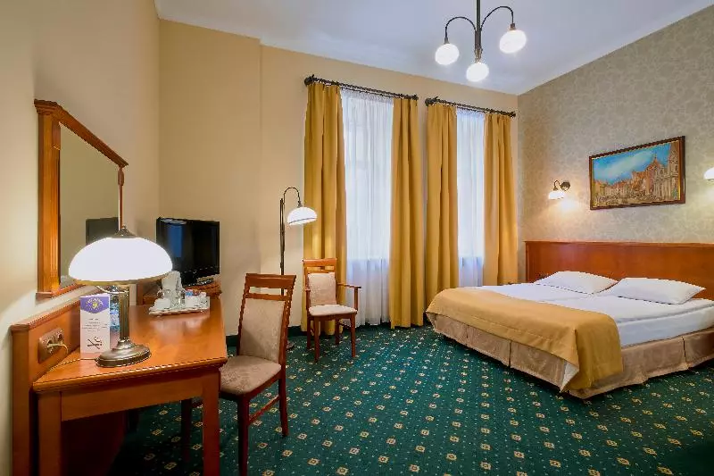 Standard-huone, Hetman