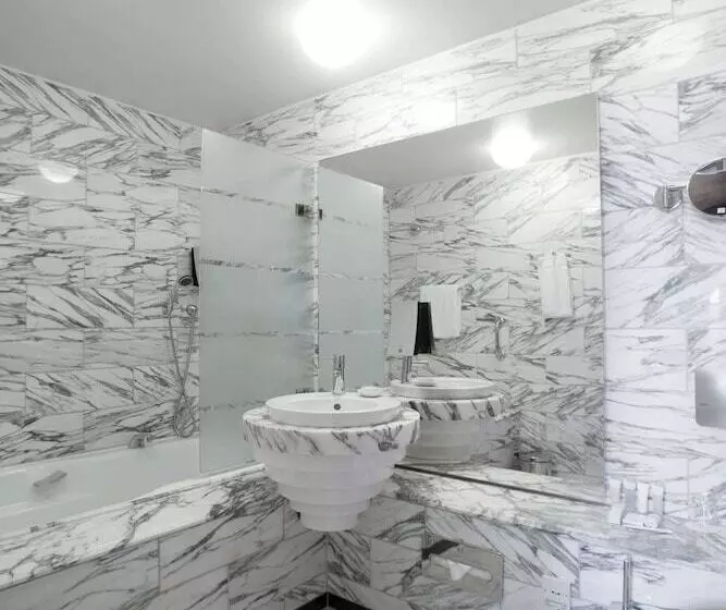 اتاق لوکس, Hilton Stockholm Slussen