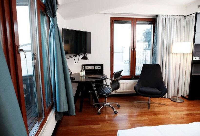 חדר דלוקס, Hilton Stockholm Slussen