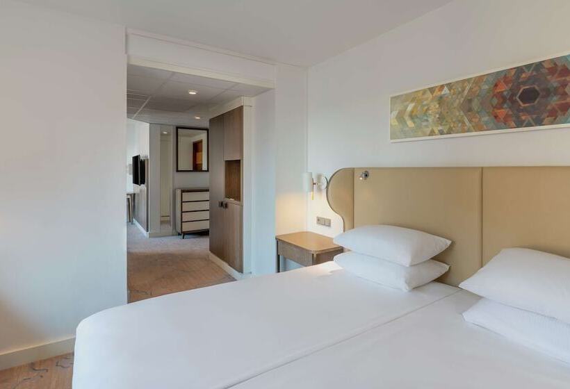 חדר משפחתי, Hilton Stockholm Slussen