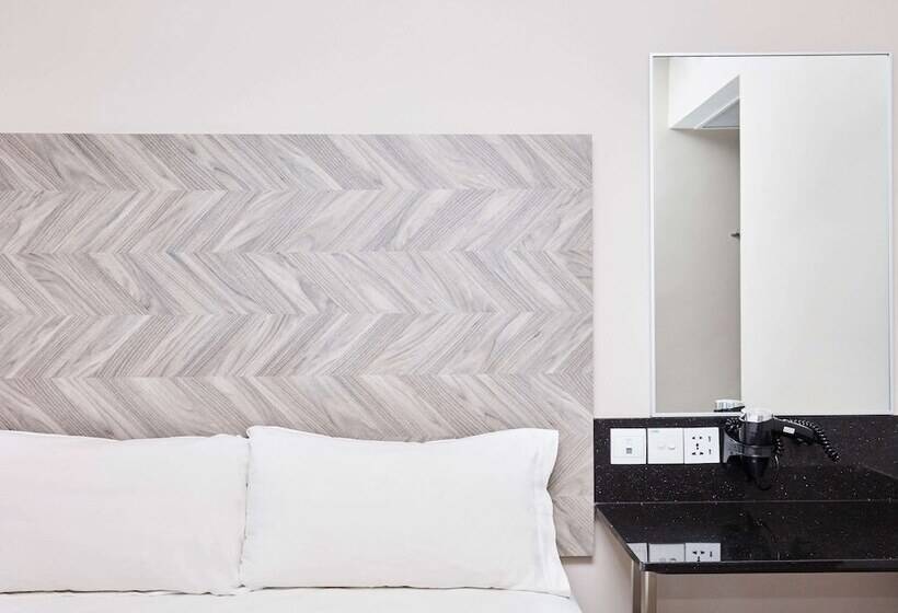 Chambre Supérieure, Ibis Budget Singapore Ruby