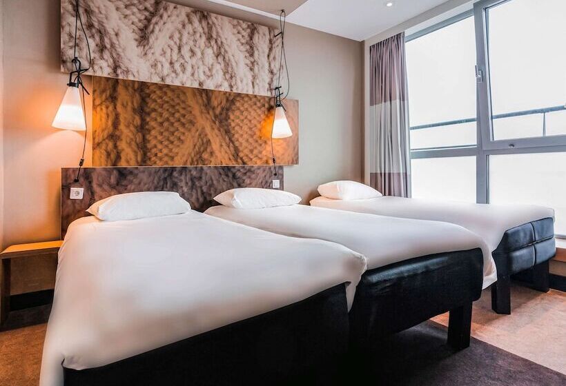 Номер Стандарт, Ibis Den Haag City Centre