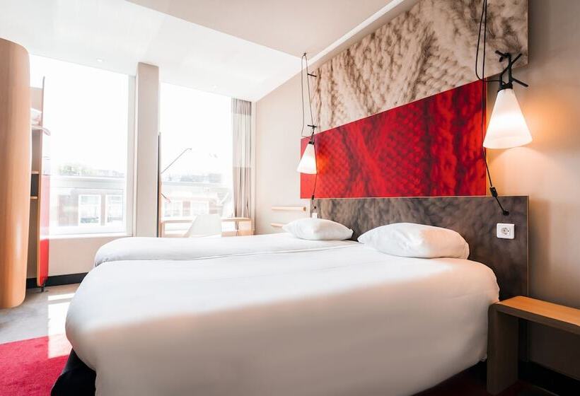 Номер Стандарт, Ibis Den Haag City Centre