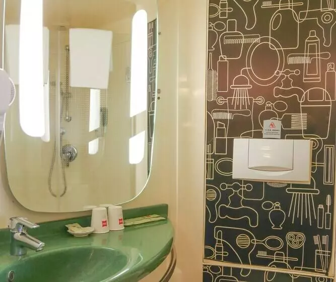 Deluxe-huone, Ibis Tianjing Teda