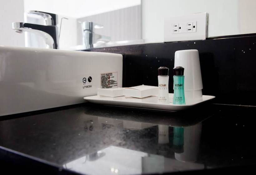 اتاق استاندارد چهار تخته, Kdm