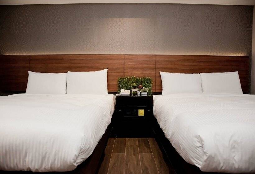 اتاق استاندارد چهار تخته, Kdm