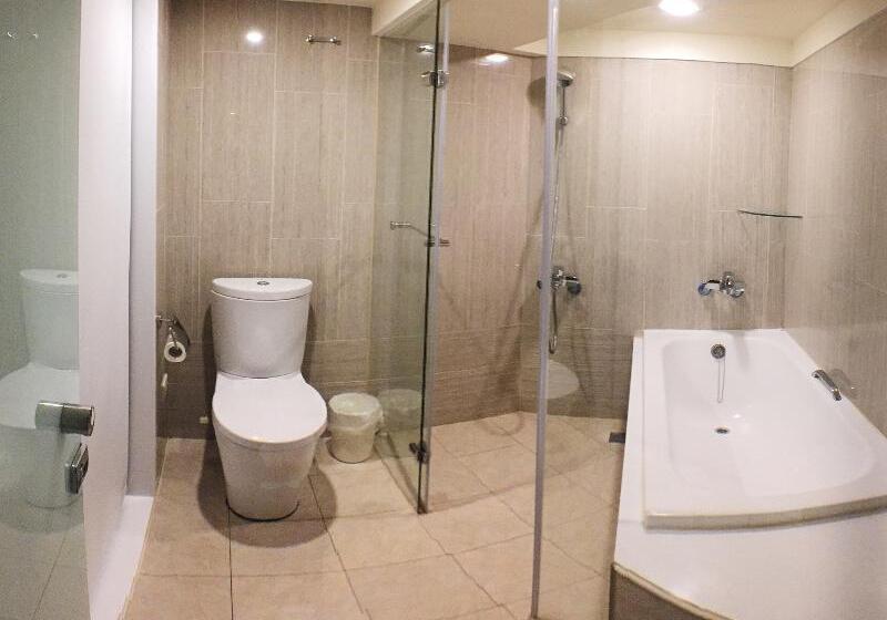 اتاق استاندارد چهار تخته, Kdm