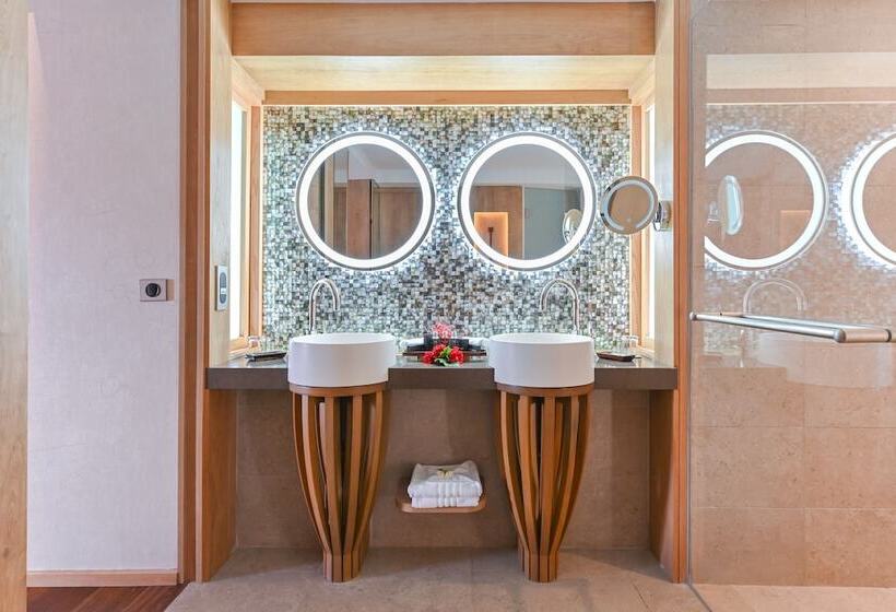 בקתה סטנדרטית, Le Bora Bora By Pearl Resorts