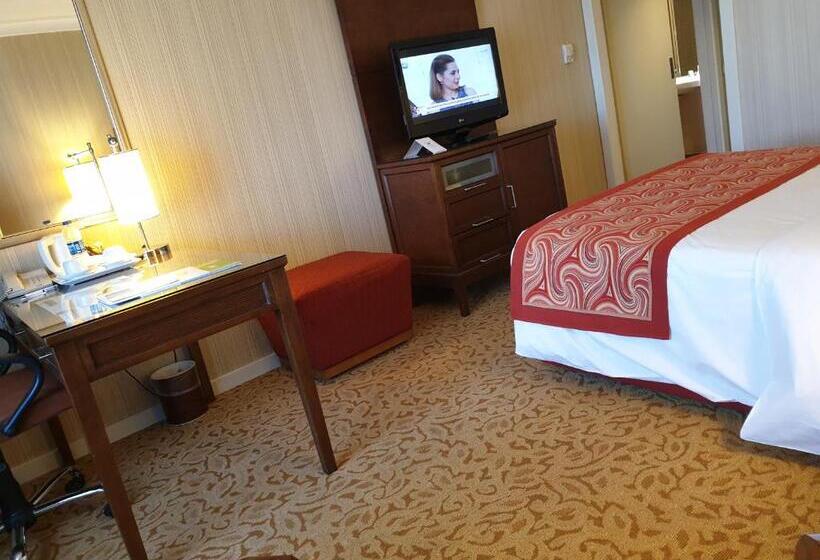 اتاق سوپریور, Buyukhanli Park