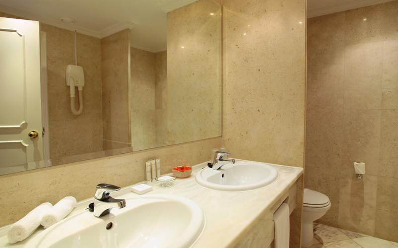 スイート, Ria Park Garden