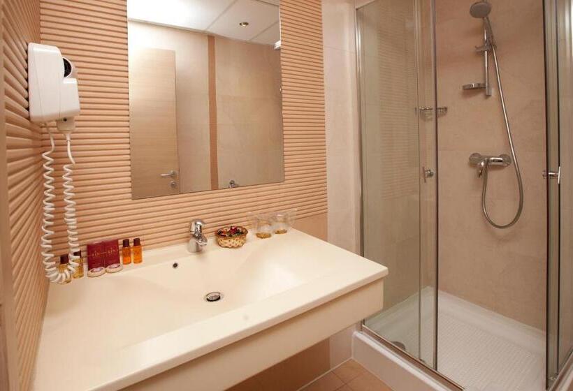 سوییت جونیور, Rin Central