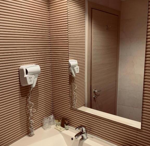 سوییت جونیور, Rin Central