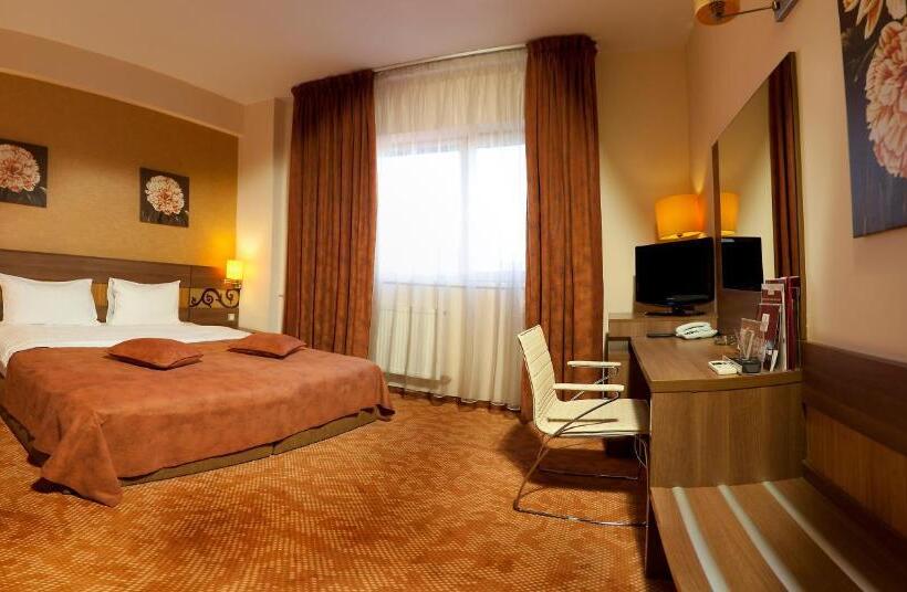 اتاق استاندارد, Rin Central