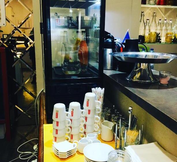 סוויטת ג'וניור, Villa La Tour