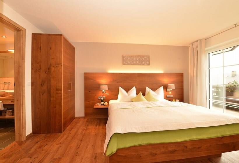 Апартаменты Comfort 2 Спальни, Alpenhaus Steiner