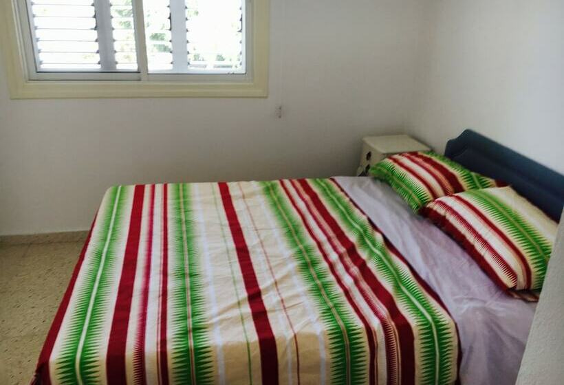 带露台两卧住房, Townhouse Coral Bay Village