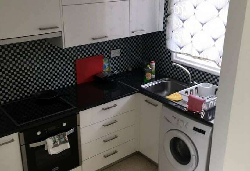 带露台两卧住房, Townhouse Coral Bay Village