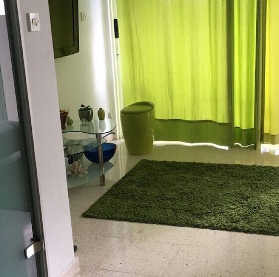 带露台两卧住房, Townhouse Coral Bay Village