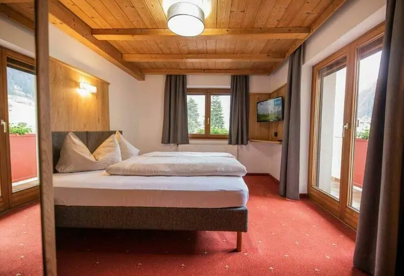 آپارتمان 2 خوابه با بالکن, Haus Steinbock