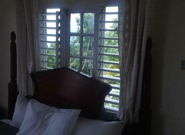 سوئیت با تخت بزرگ, Boutique B&b At Stone Village