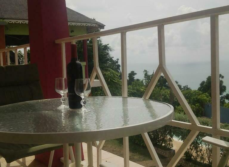 سوئیت با تخت بزرگ, Boutique B&b At Stone Village