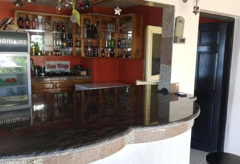 سوئیت با تخت بزرگ, Boutique B&b At Stone Village