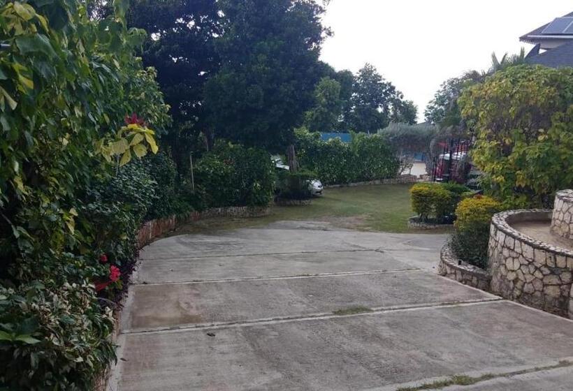 اتاق استاندارد با تخت بزرگ, Boutique B&b At Stone Village