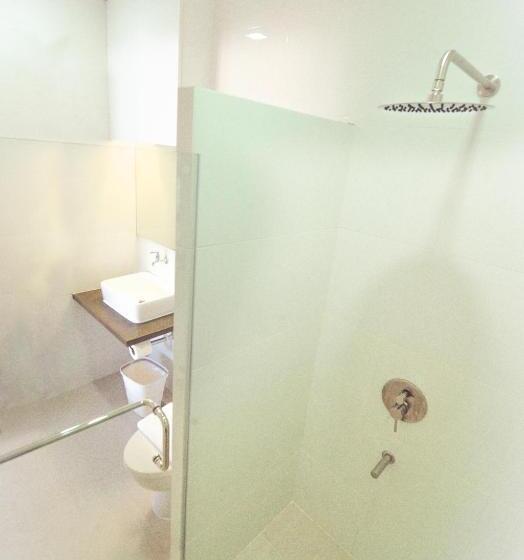 Quarto Familiar, Felix Residences