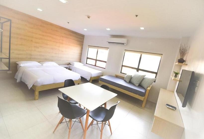 Quarto Familiar, Felix Residences