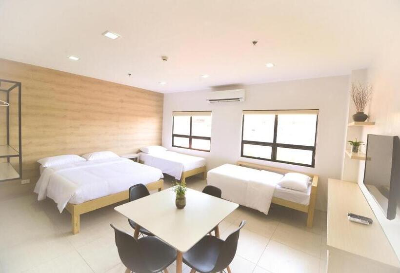 Quarto Familiar, Felix Residences