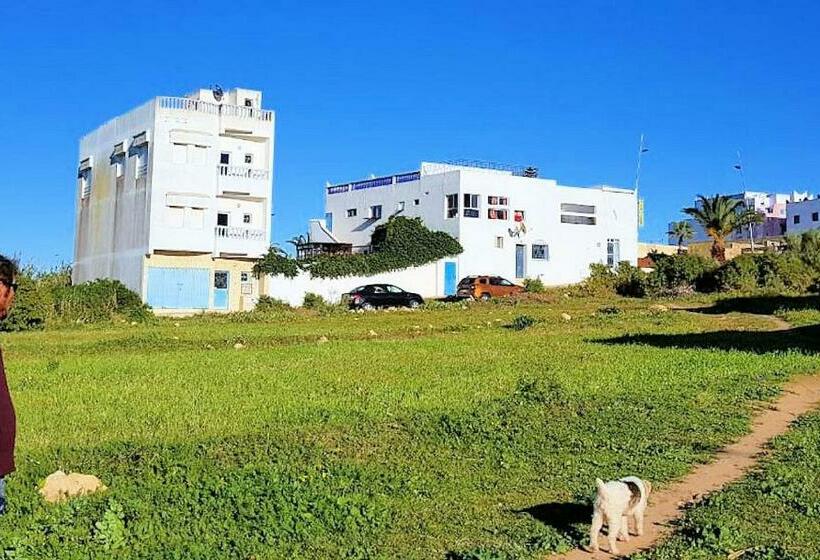 آپارتمان 1 خوابه با تراس, Maison De La Lagune