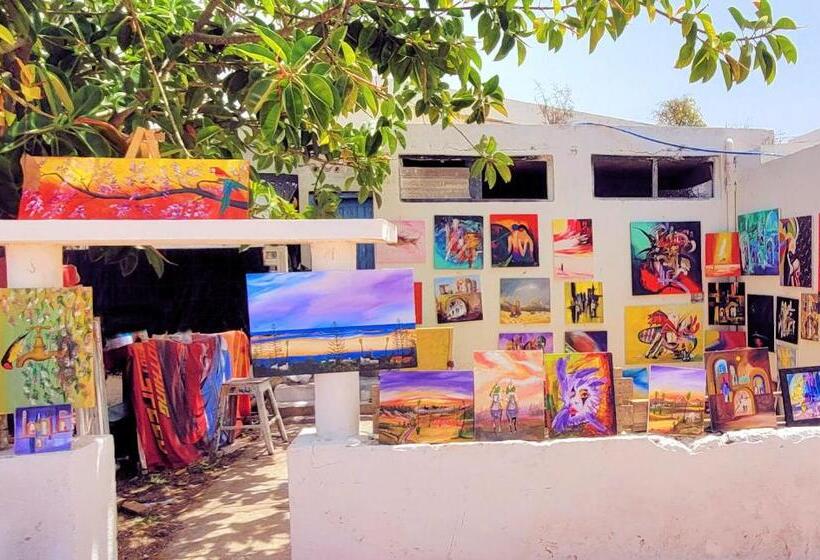 استودیوی استاندارد با چشم‌انداز دریا, Maison De La Lagune