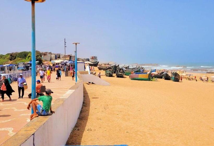 استودیوی استاندارد با چشم‌انداز دریا, Maison De La Lagune