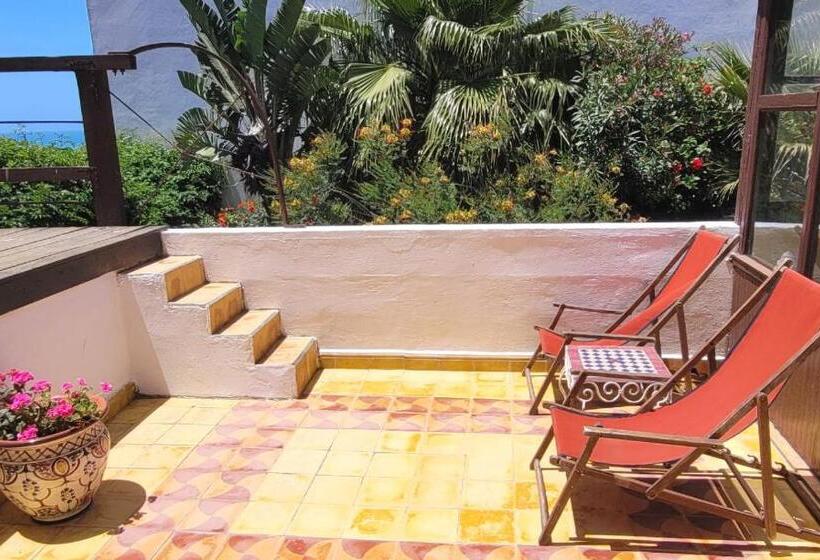 آپارتمان 1 خوابه با تراس, Maison De La Lagune