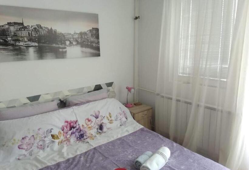 آپارتمان لوکس 2 خوابه, Apartman Neva