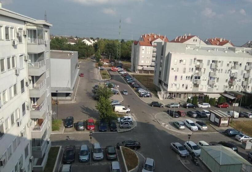 آپارتمان لوکس 2 خوابه, Apartman Neva
