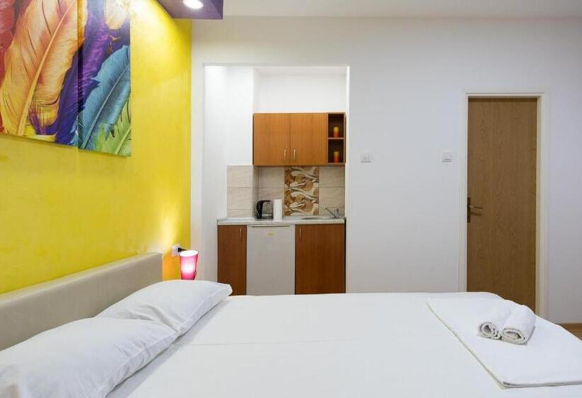 استودیوی استاندارد, Apartments Sweet Dreams