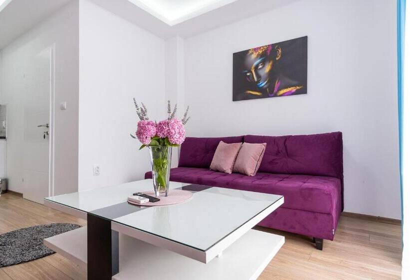 آپارتمان 1 خوابه با بالکن, Apartments Sweet Dreams