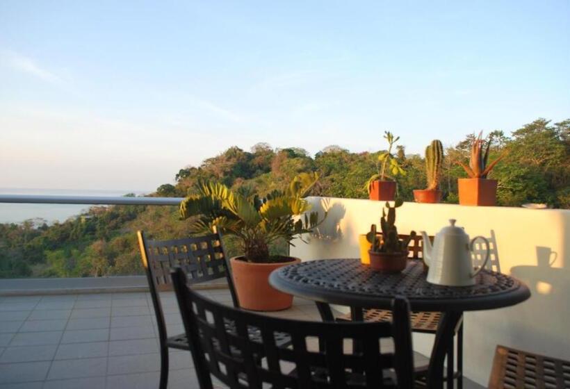 استودیوی استاندارد با چشمانداز دریا, Casa Frangipani