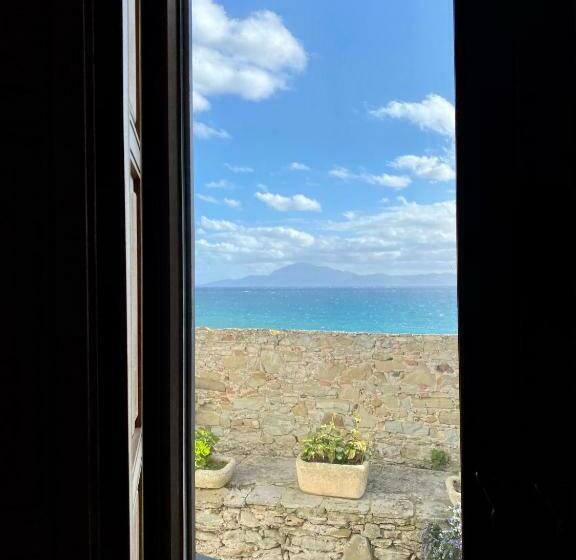 海の見える１ベッドルームアパートメント, La Duquesa Guest House