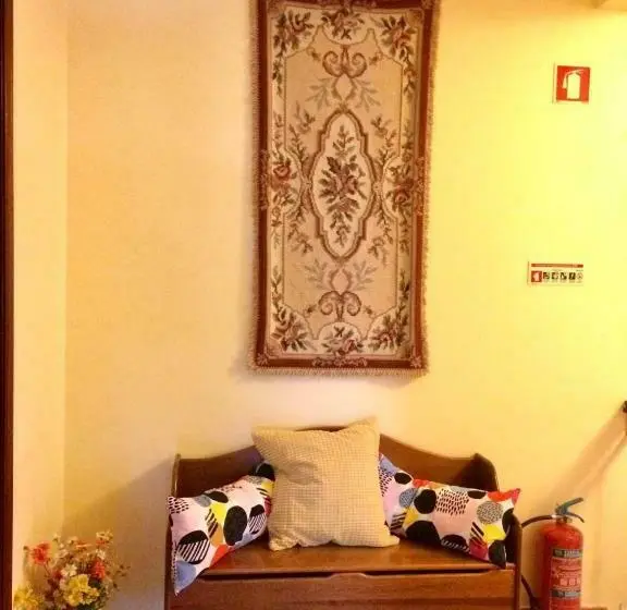 اتاق عادی یک تخته, Templar Secrets House