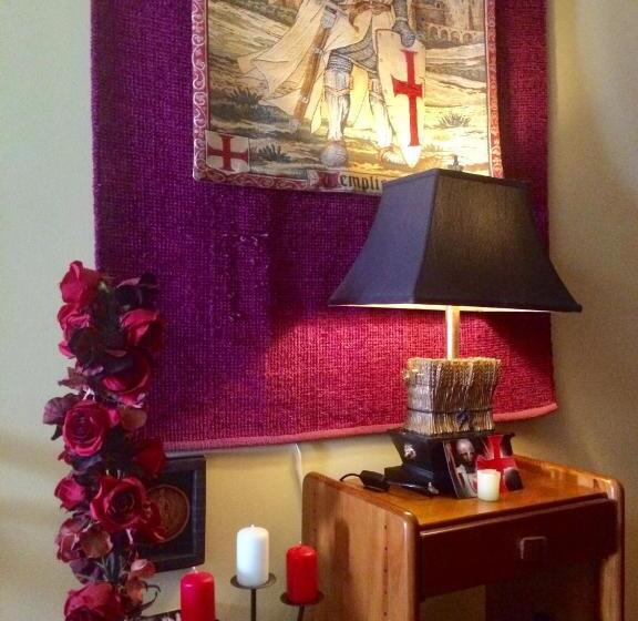 Люкс с Балконом, Templar Secrets House