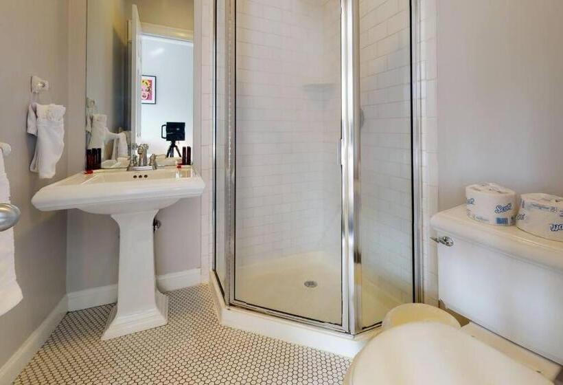 חדר סטודיו סטנדרד, Centrally Located Studio In The Southend, #25