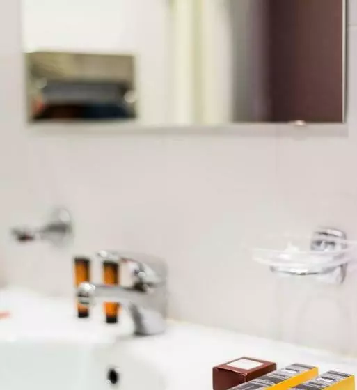 Standard Yhden Hengen Huone, B&b Hotel Milano La Spezia
