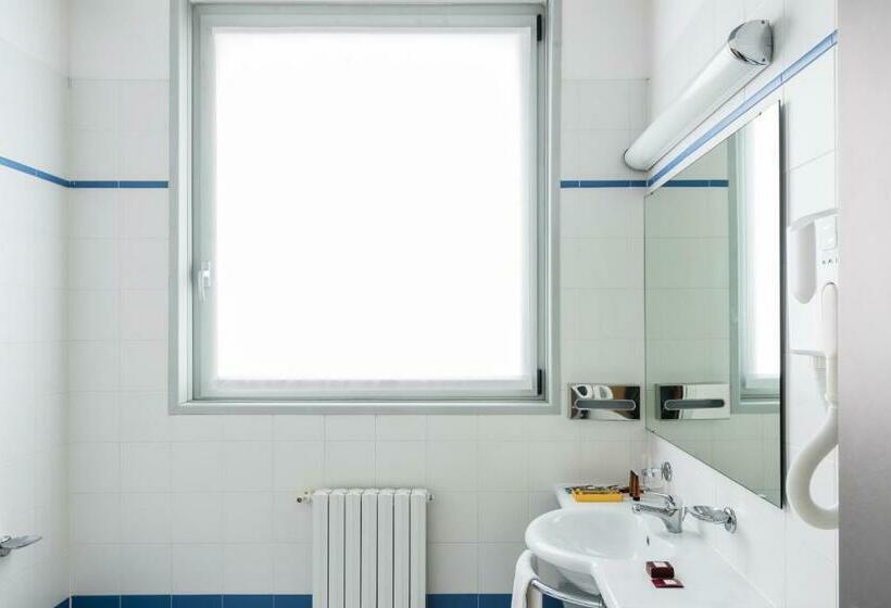 컴포트 룸, B&b Hotel Milano La Spezia