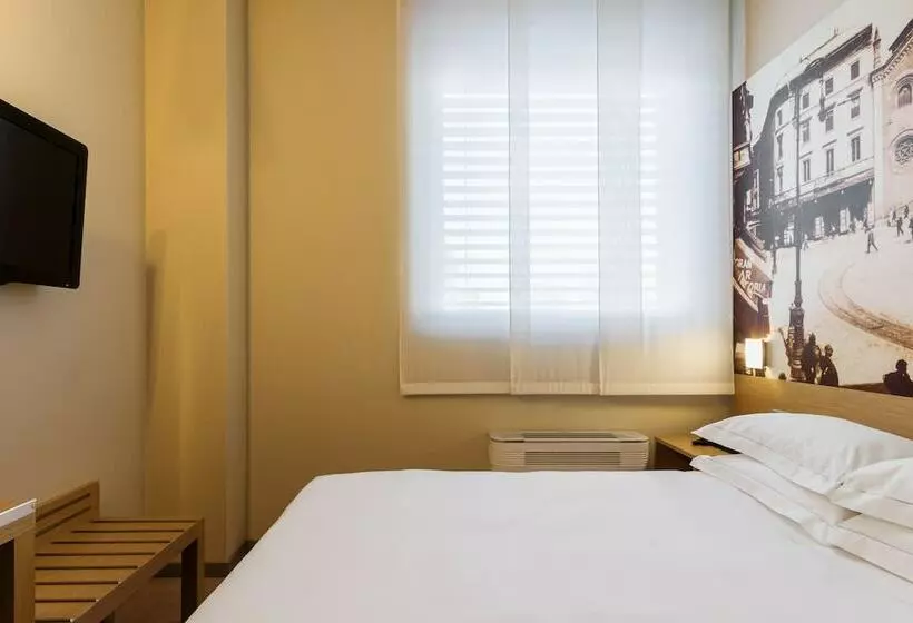Comfort-huone, B&b Hotel Milano La Spezia